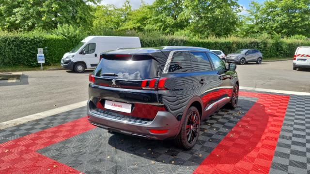 Peugeot 5008 image 9