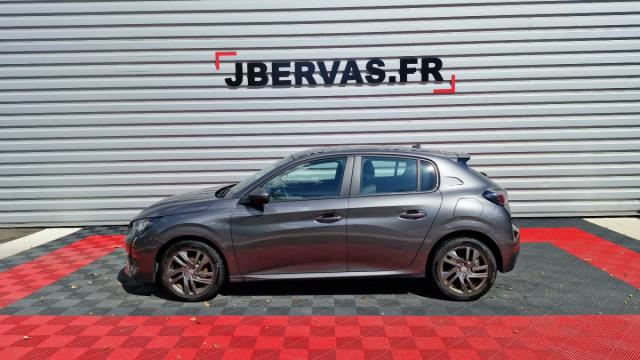 Peugeot 208 image 9