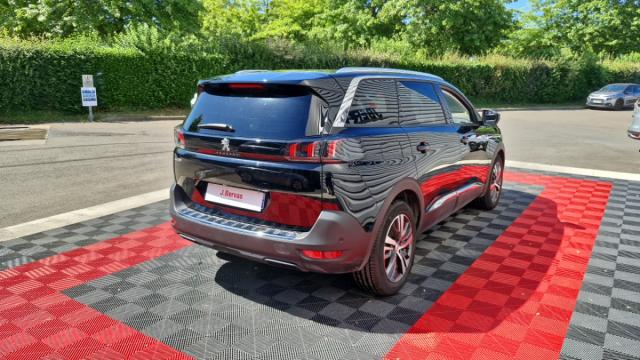 Peugeot 5008 image 8