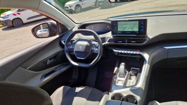 Peugeot 3008 image 8