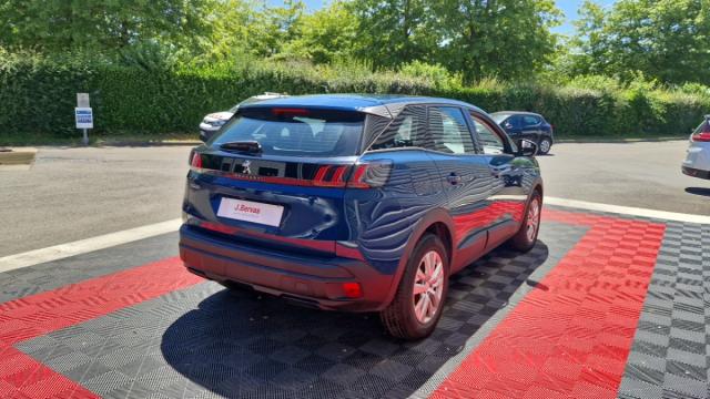 Peugeot 3008 image 2