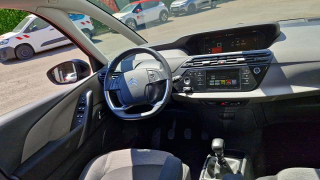 Citroen Grand C4 Spacetourer image 9