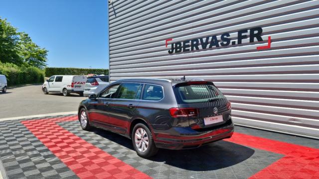 Volkswagen Passat Sw image 7