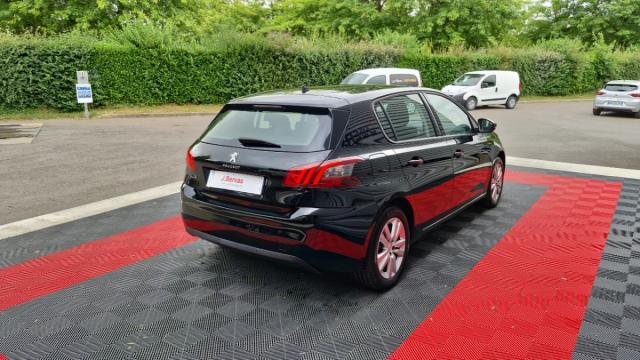 Peugeot 308 image 6