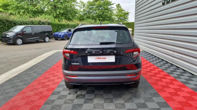 Skoda Karoq image 1