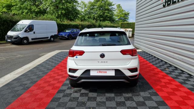 Volkswagen T-Roc image 2