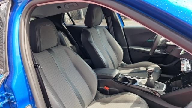 Peugeot 2008 image 5