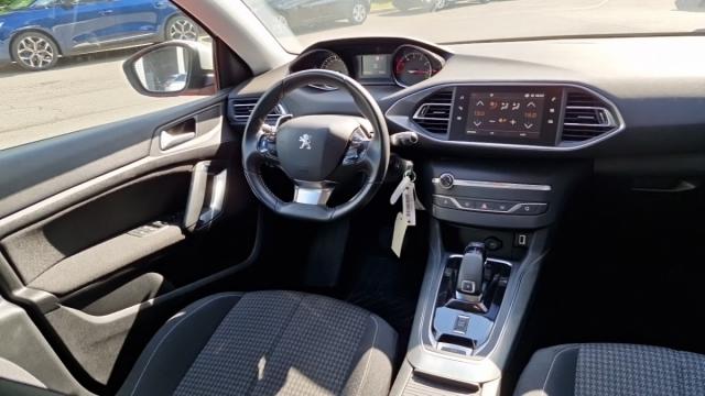 Peugeot 308 image 6