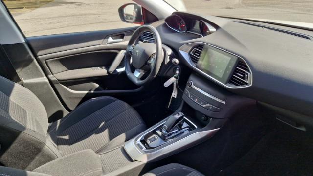 Peugeot 308 image 5