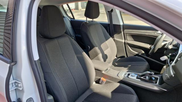 Peugeot 308 image 3