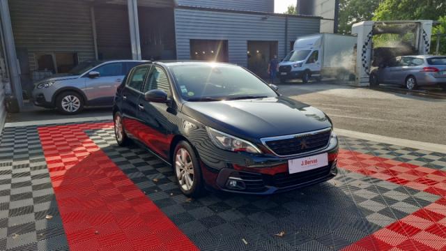Peugeot 308 image 2