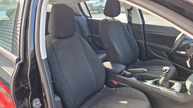 Peugeot 308 image 9