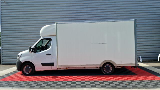 Renault Master image 9