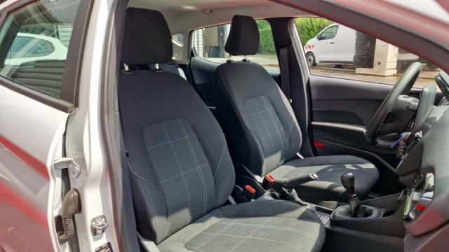 Ford Fiesta image 8