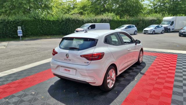 Renault Clio image 2