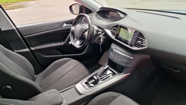 Peugeot 308 image 7
