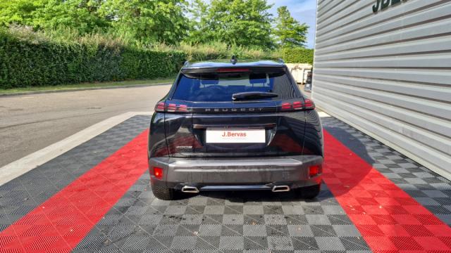 Peugeot 2008 image 8