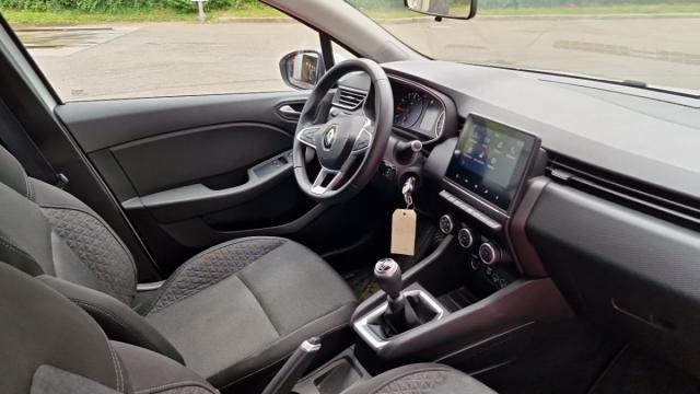 Renault Clio image 6