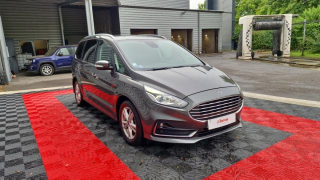 Ford Galaxy image 9