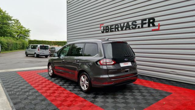 Ford Galaxy image 2