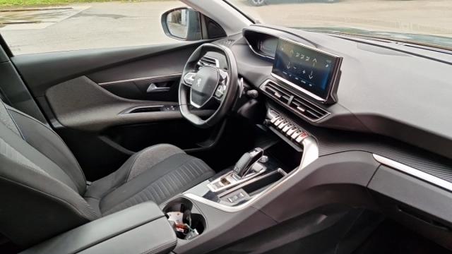 Peugeot 3008 image 1