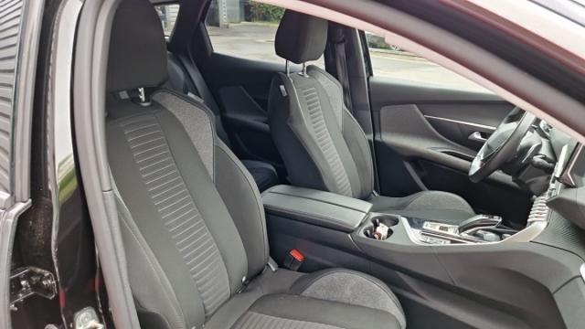 Peugeot 3008 image 9