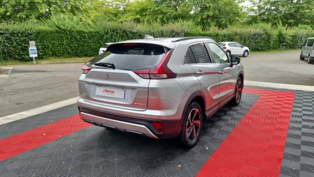 Mitsubishi Eclipse Cross image 3