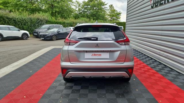 Mitsubishi Eclipse Cross image 2
