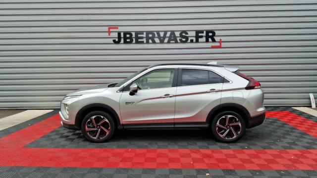 Mitsubishi Eclipse Cross image 9