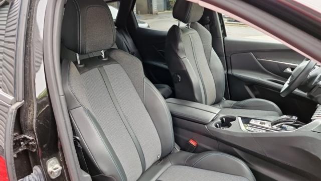 Peugeot 3008 image 7