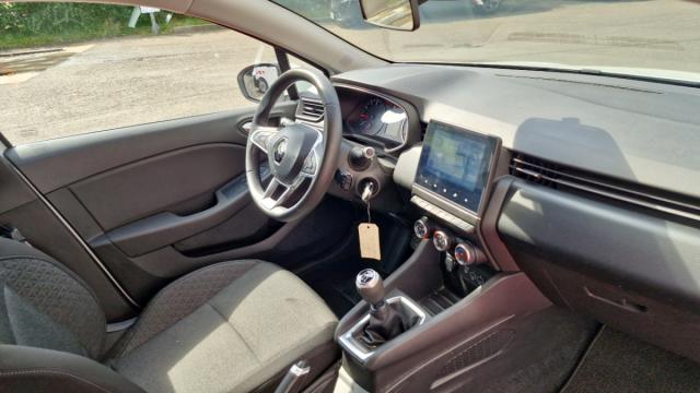 Renault Clio image 9