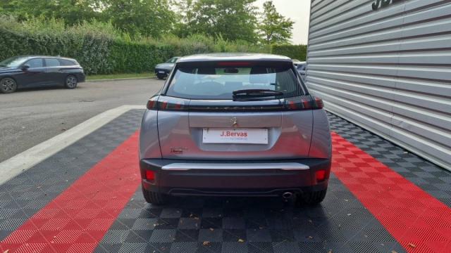Peugeot 2008 image 2