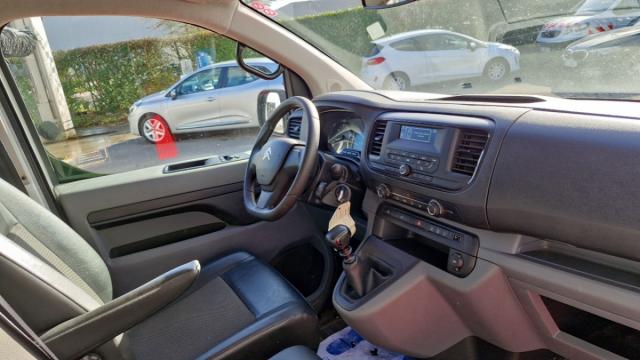 Citroen Jumpy image 2