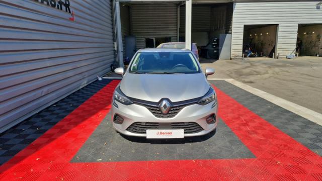 Renault Clio image 9