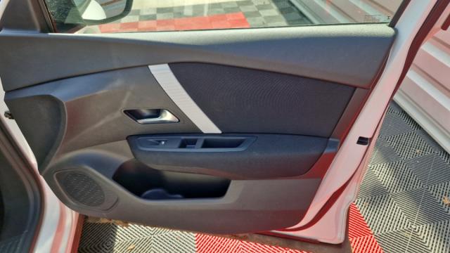 Citroen C4 image 4