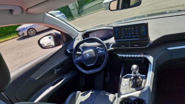 Peugeot 3008 image 6
