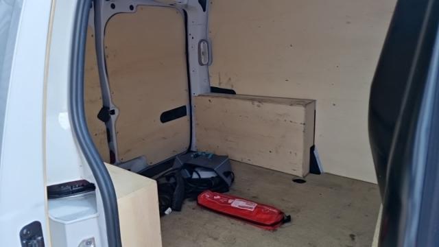 Renault Kangoo Express image 9