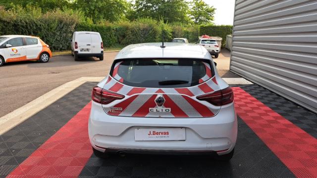 Renault Clio image 8