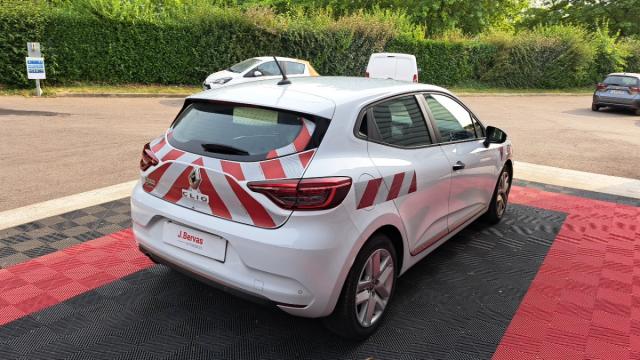 Renault Clio image 2