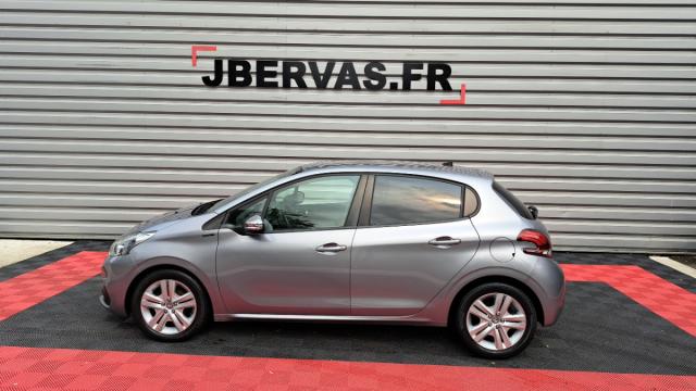 Peugeot 208 image 5