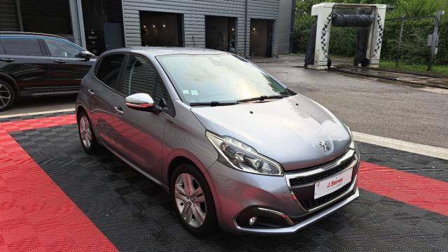 Peugeot 208 image 7