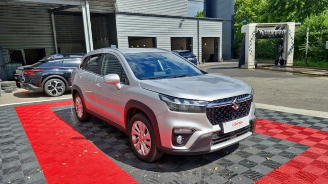 Suzuki S-Cross image 4