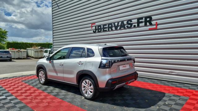 Suzuki S-Cross image 1