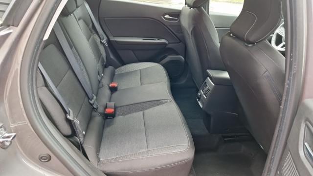 Renault Captur image 9