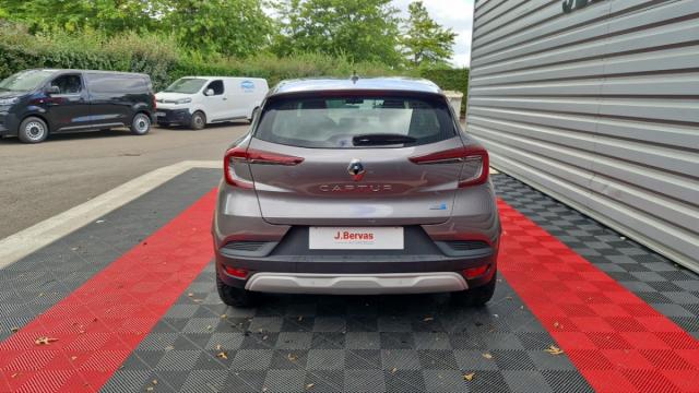 Renault Captur image 8