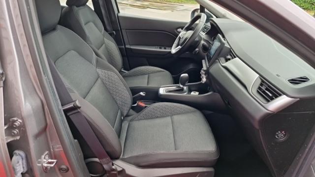 Renault Captur image 1