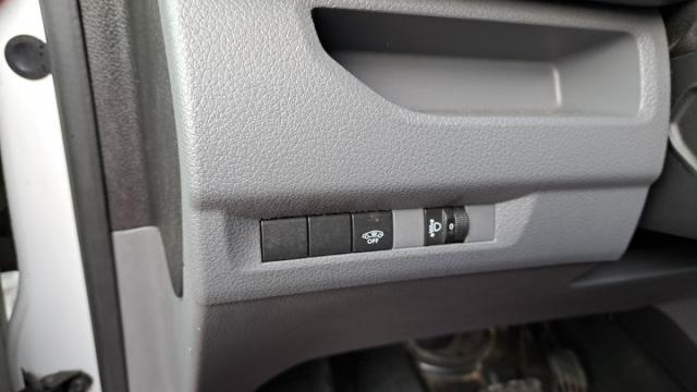 Peugeot Expert image 2