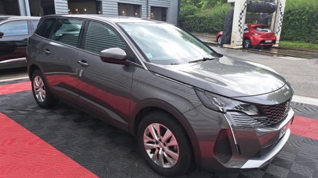Peugeot 5008 image 9