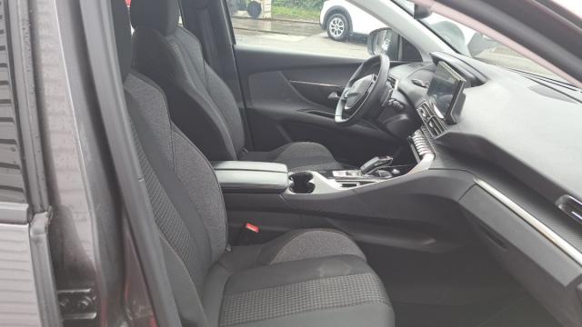 Peugeot 5008 image 7