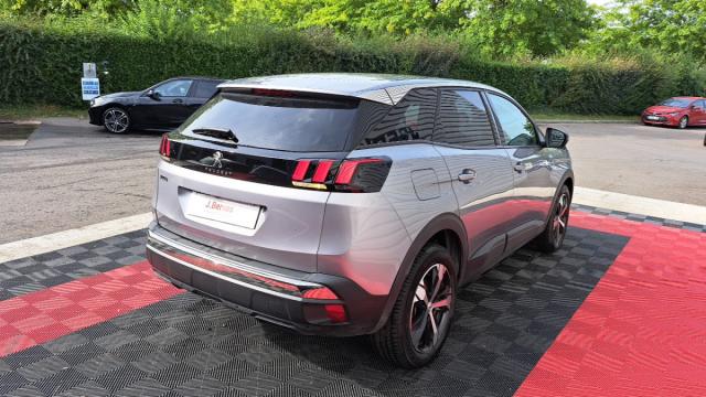 Peugeot 3008 image 1